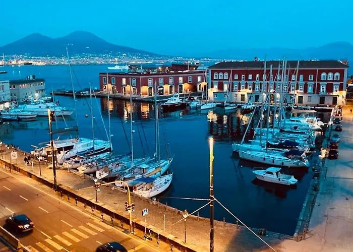 Luxury Napoli Style Apartment